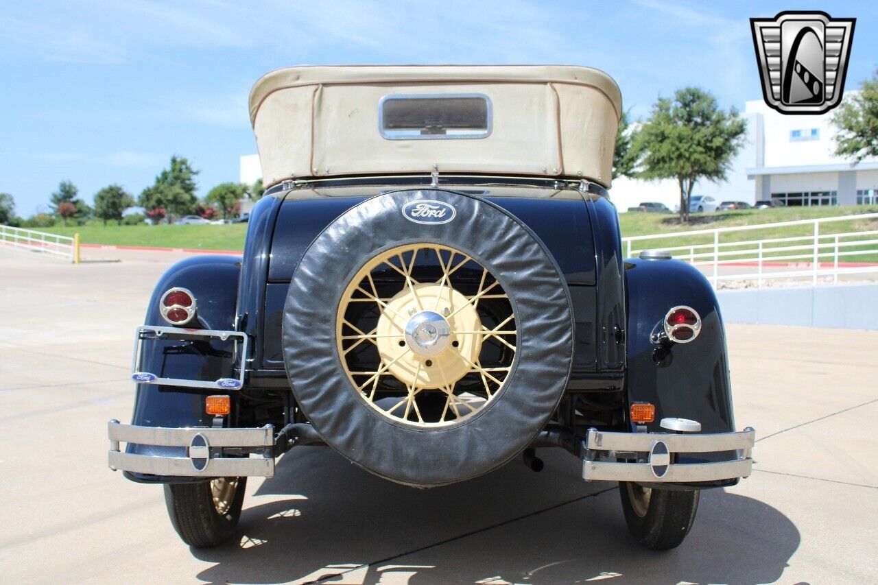 Ford-Model-A-Cabriolet-1931-6