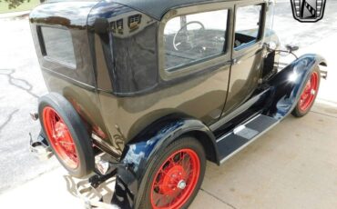 Ford-Model-A-Coupe-1929-3