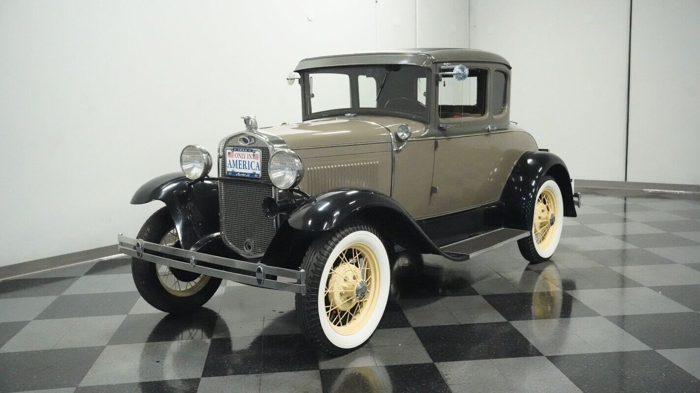 Ford-Model-A-Coupe-1930-5