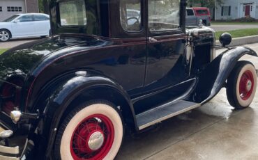 Ford-Model-A-Coupe-1931-9