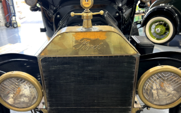 Ford-Model-T-1915-25