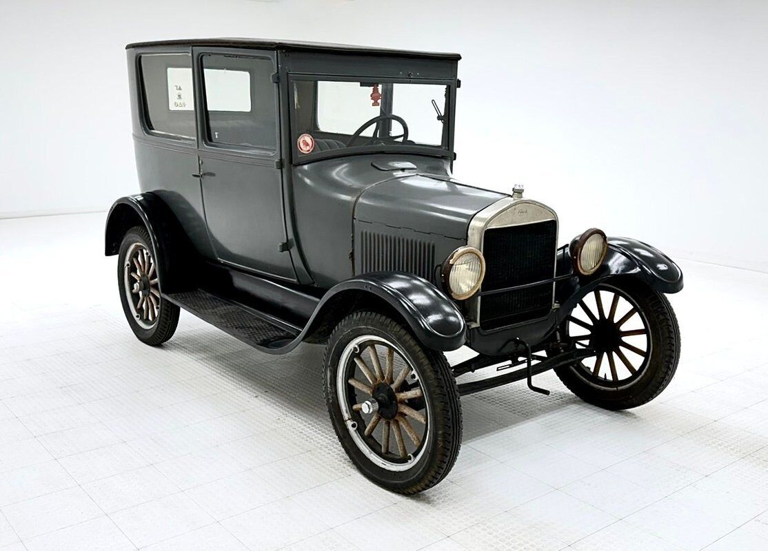 Ford-Model-T-Berline-1927-6