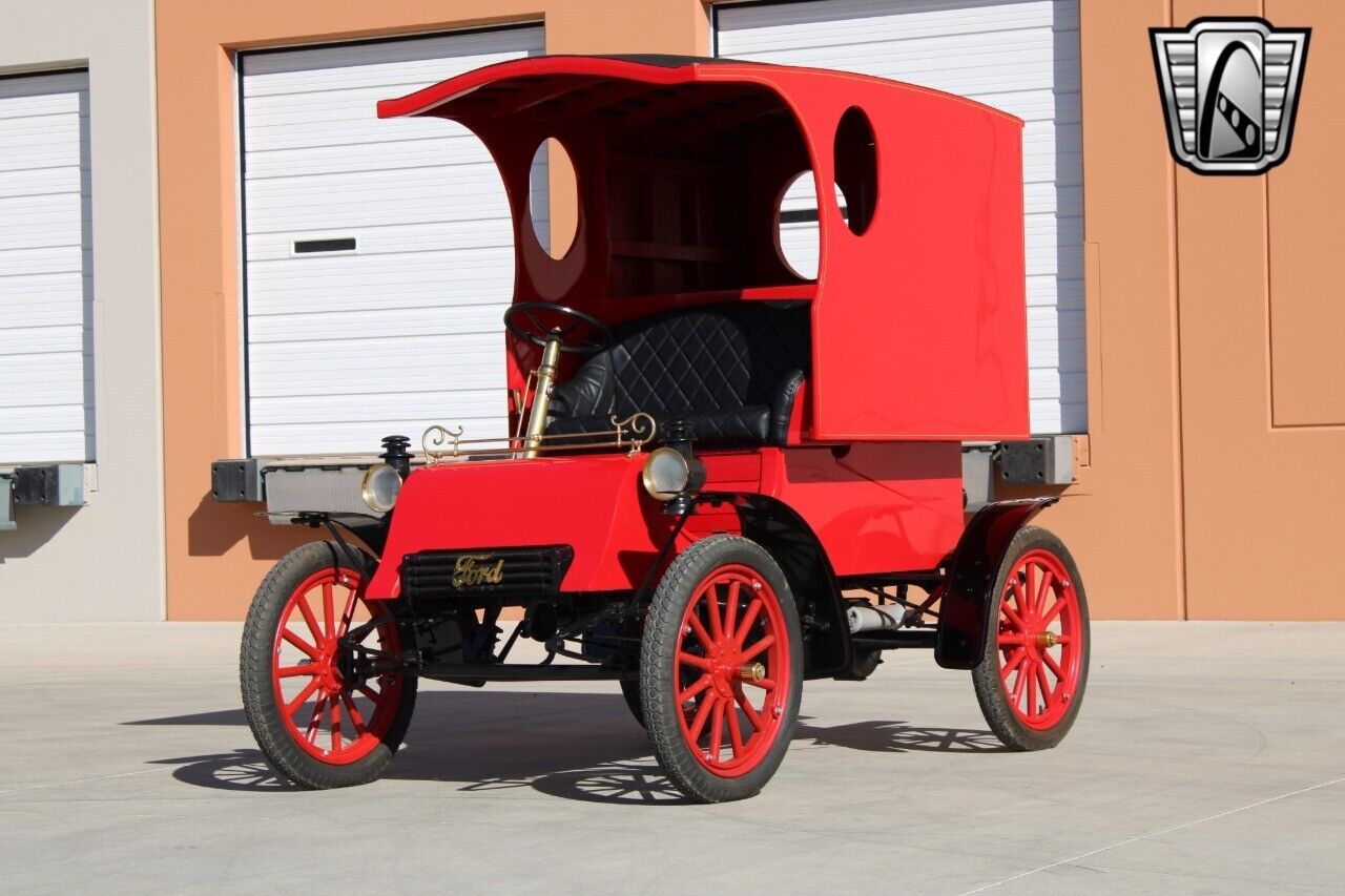 Ford-Model-T-Cabriolet-1903-2