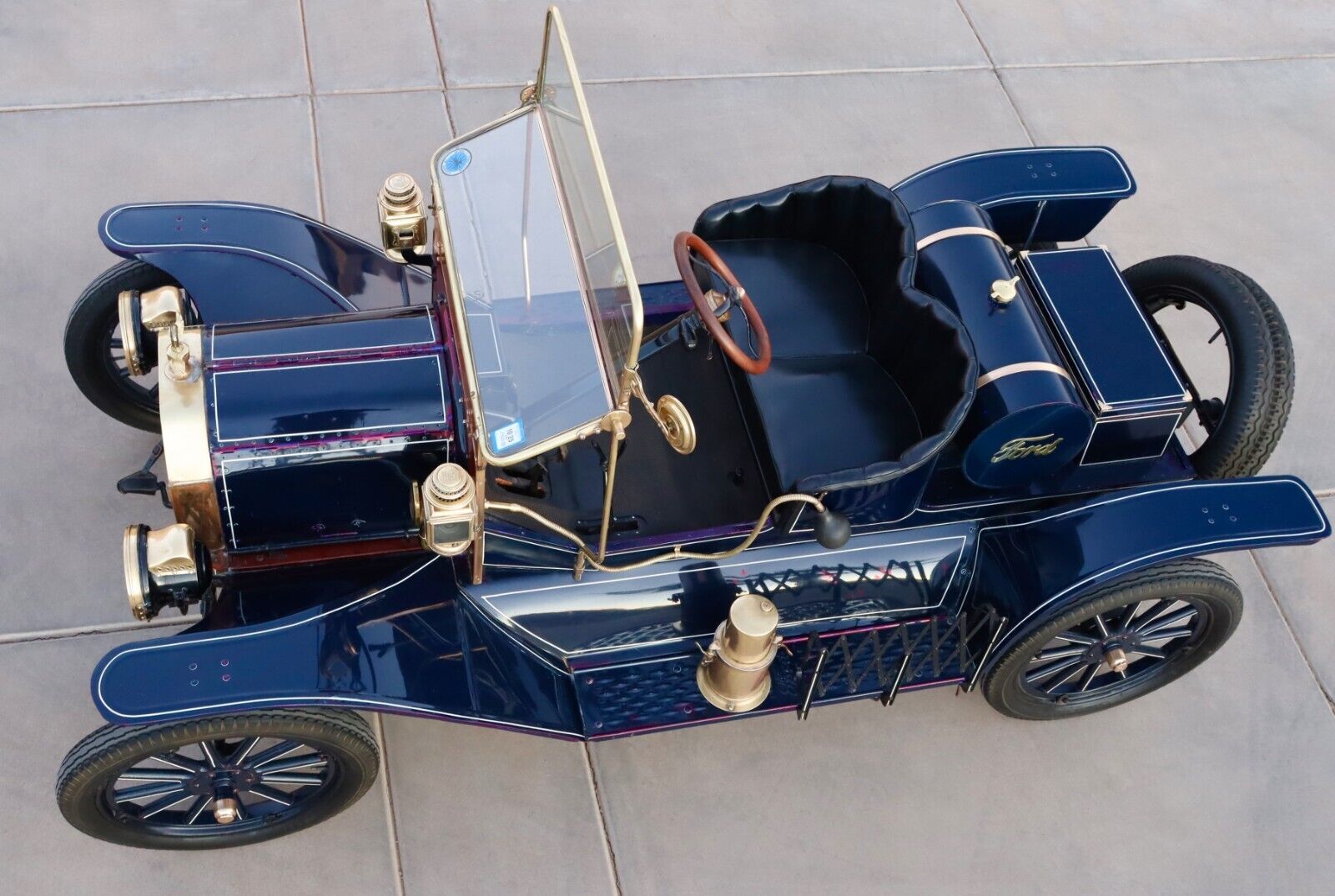 Ford-Model-T-Cabriolet-1914-11