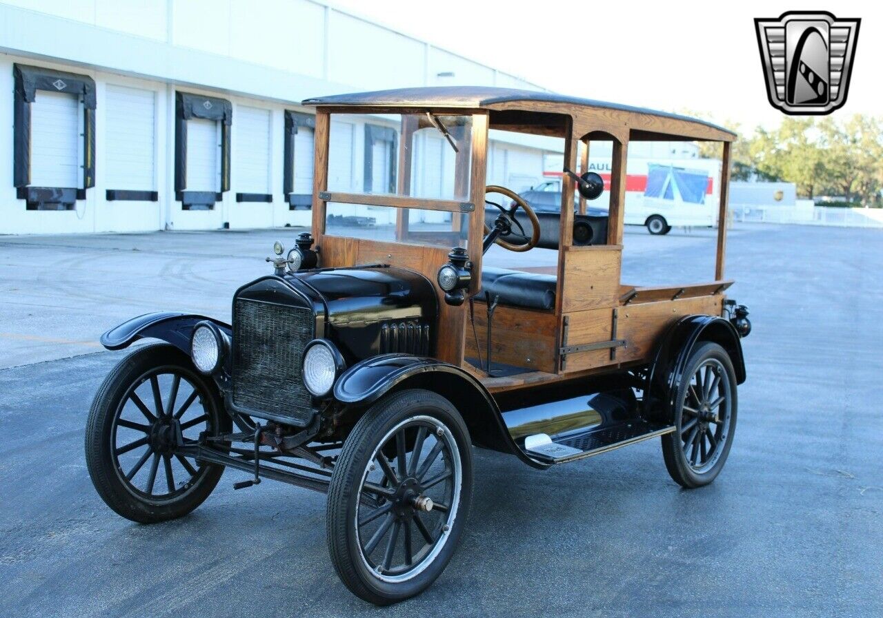 Ford-Model-T-Cabriolet-1917-4