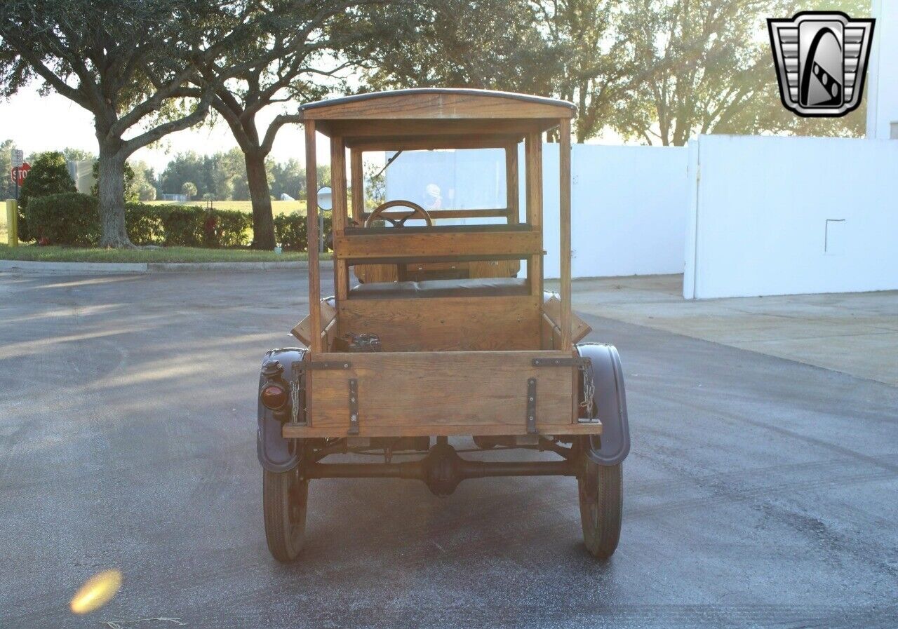 Ford-Model-T-Cabriolet-1917-7