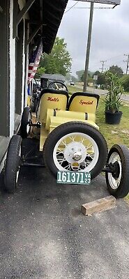 Ford-Model-T-Cabriolet-1923-2