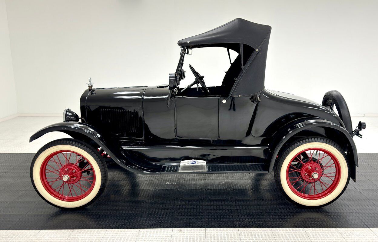 Ford-Model-T-Cabriolet-1926-1