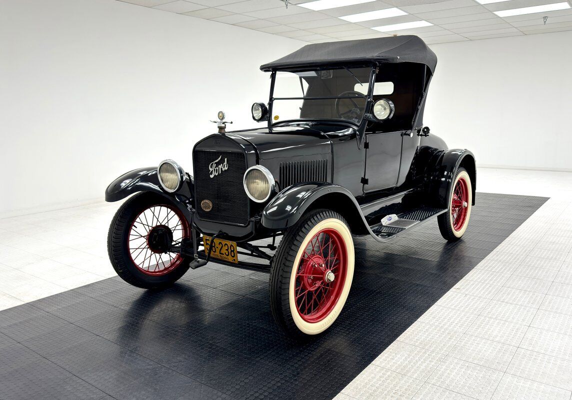 Ford-Model-T-Cabriolet-1926