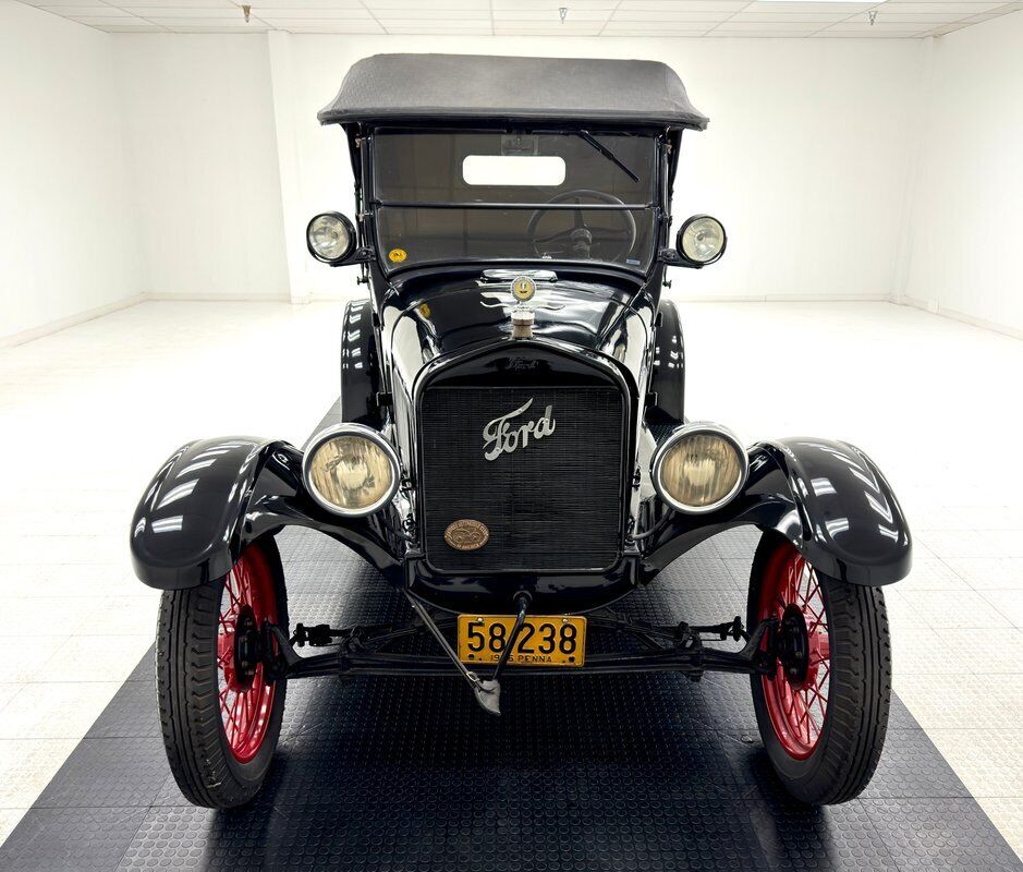 Ford-Model-T-Cabriolet-1926-7