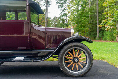 Ford-Model-T-Coupe-1927-10