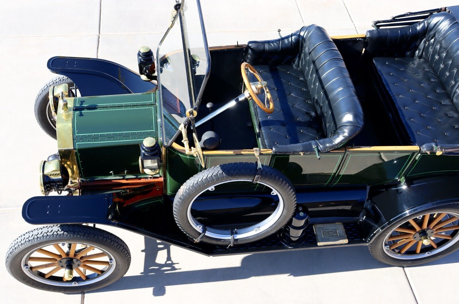 Ford-Model-T-Touring-Cabriolet-1913-23