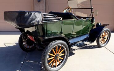 Ford-Model-T-Touring-Cabriolet-1913-24