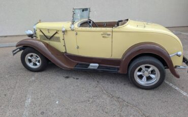 Ford-Model-a-roadster-replica-1931-2