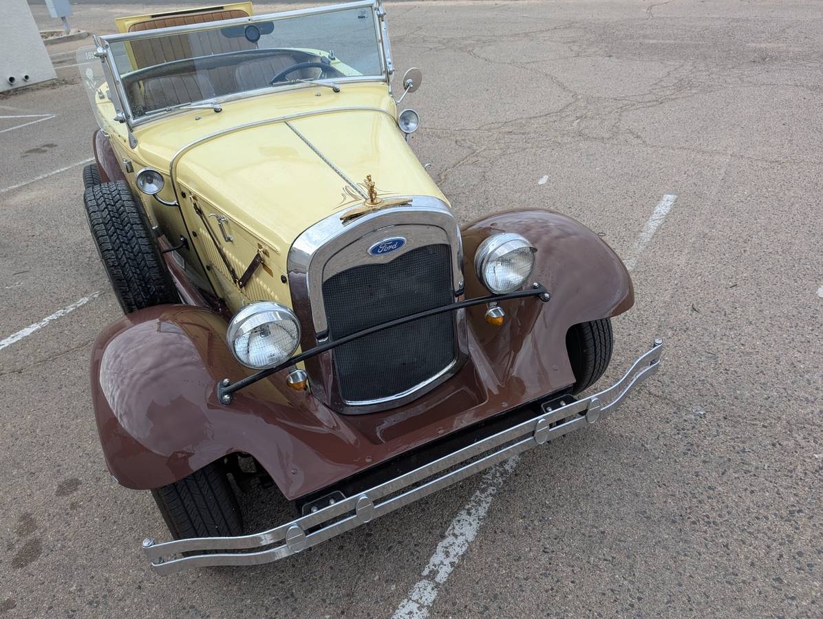 Ford-Model-a-roadster-replica-1931-5