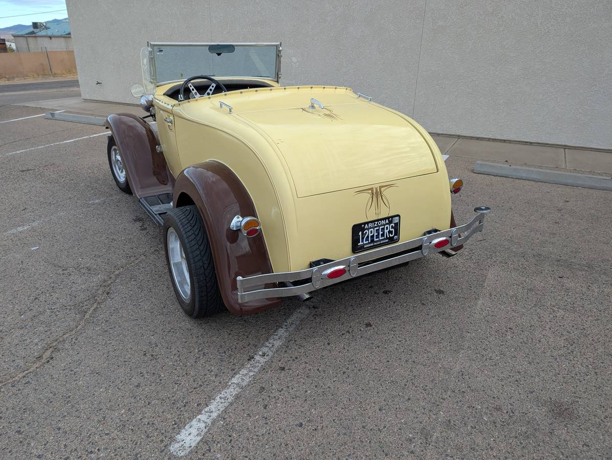 Ford-Model-a-roadster-replica-1931-7