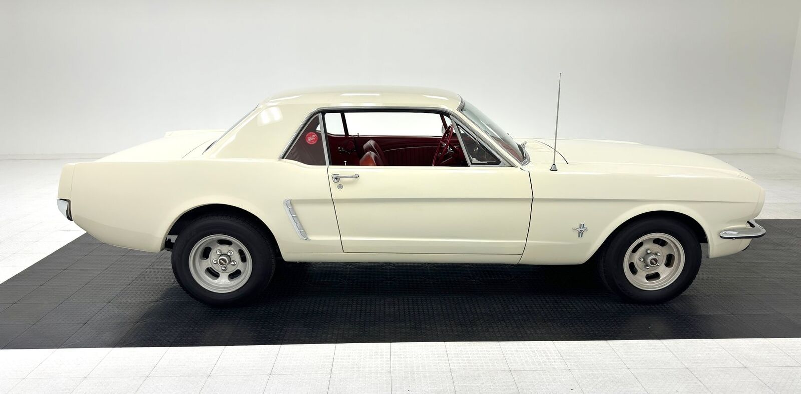 Ford-Mustang-1964-5