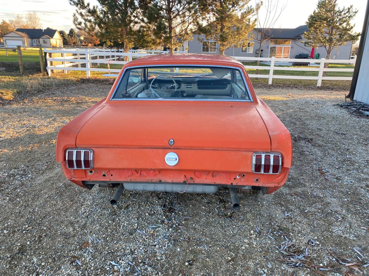 Ford-Mustang-1965-10