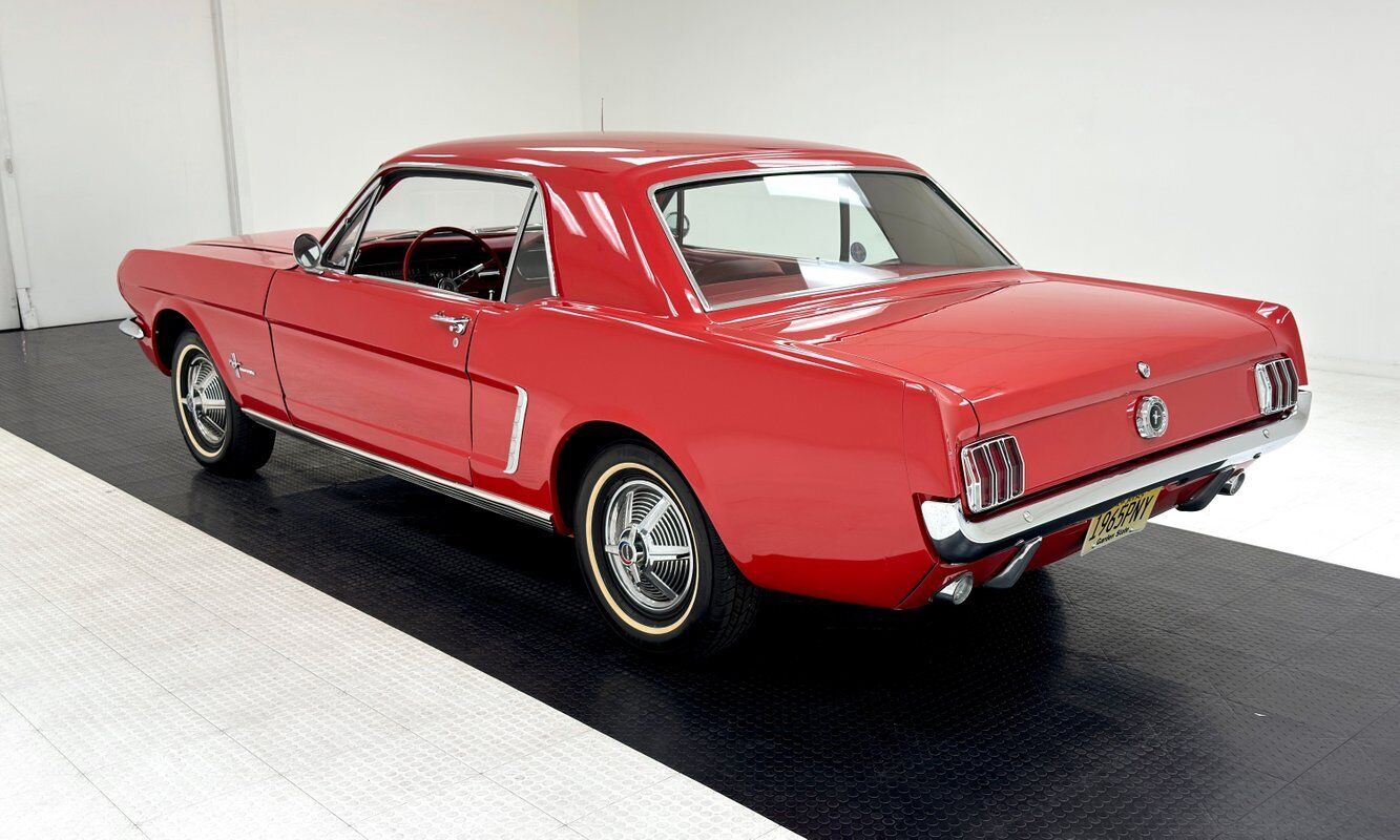 Ford-Mustang-1965-2