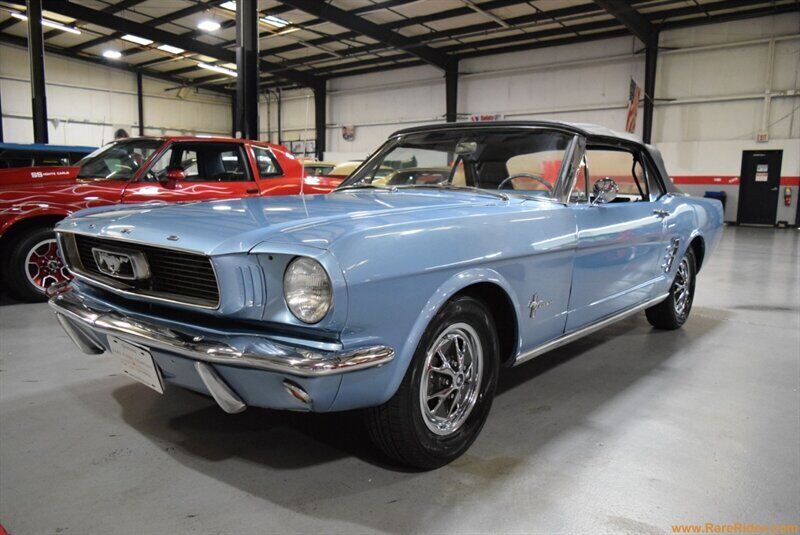 Ford-Mustang-1966-1