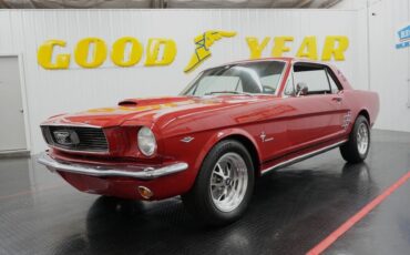 Ford-Mustang-1966-1