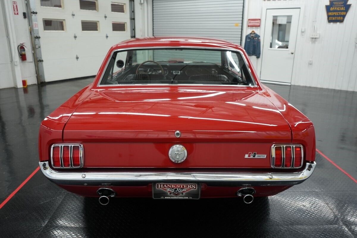 Ford-Mustang-1966-10