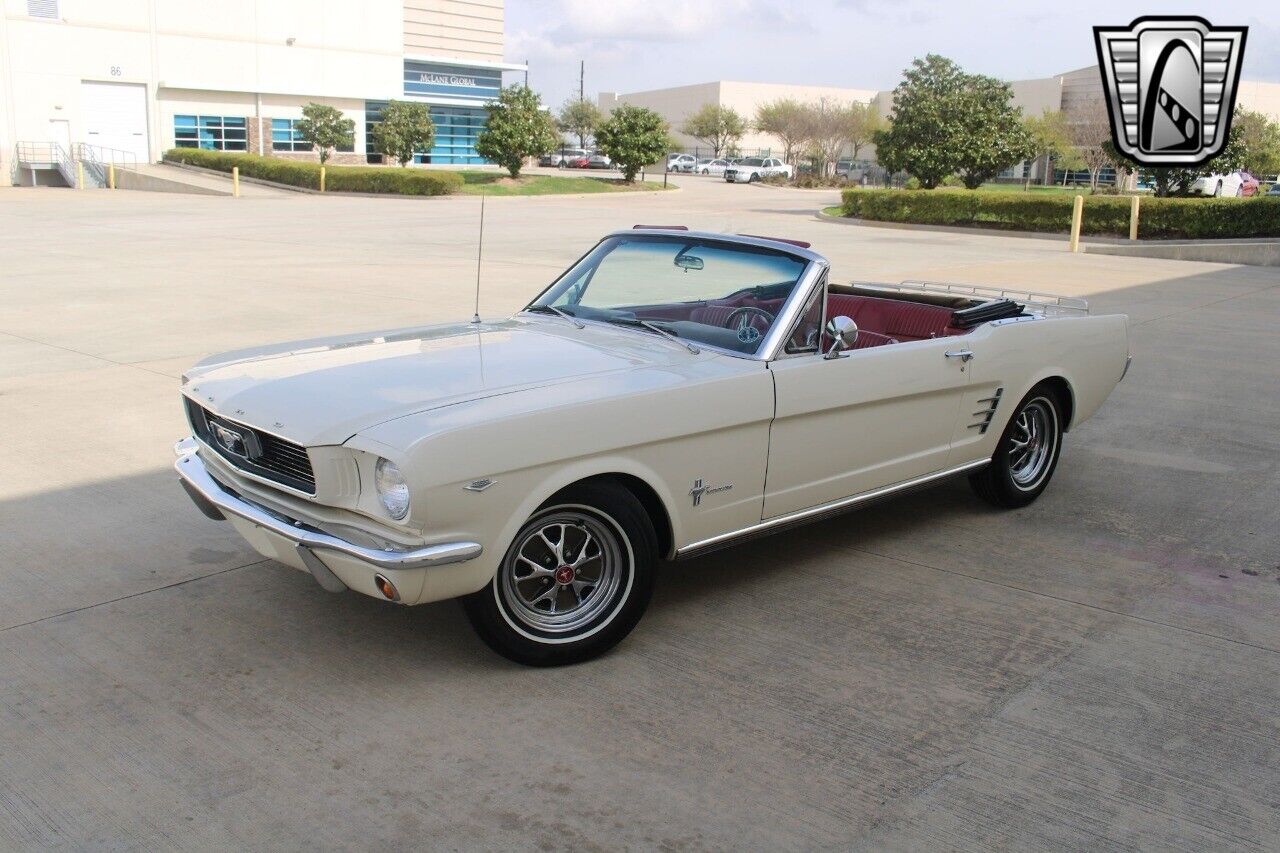 Ford-Mustang-1966-2