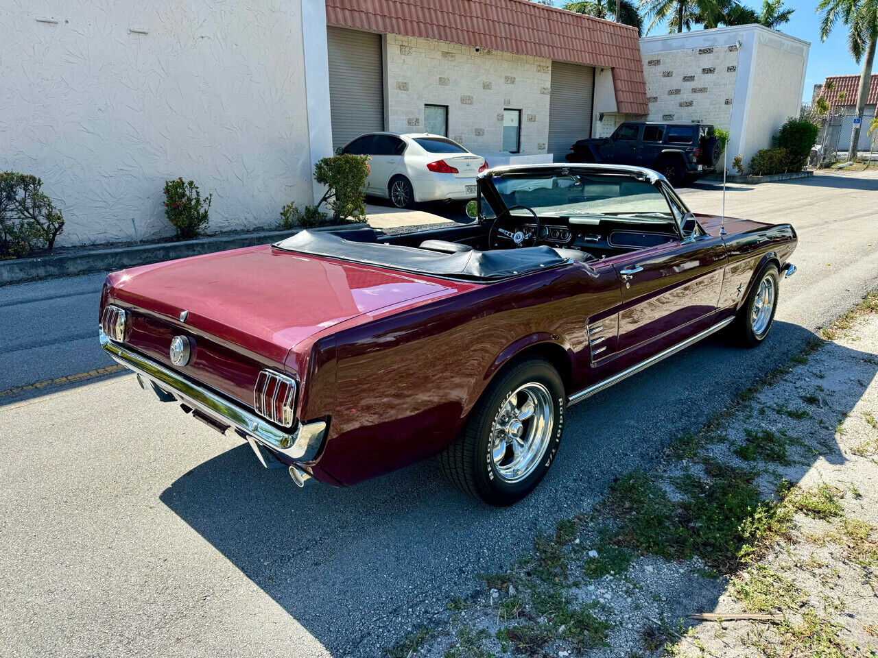 Ford-Mustang-1966-21