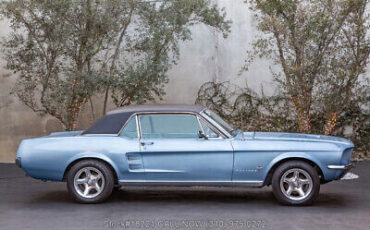 Ford-Mustang-1967-3