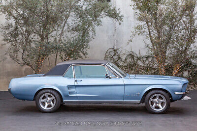 Ford-Mustang-1967-3