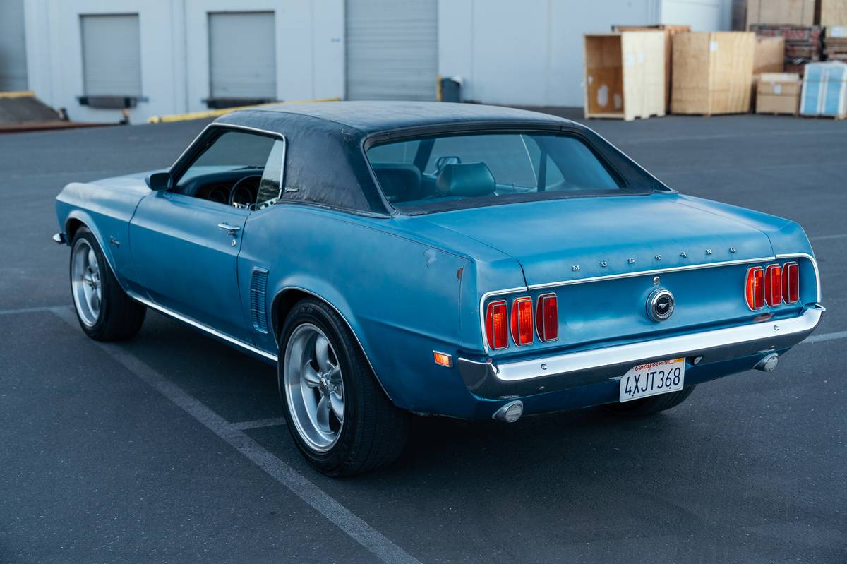 Ford-Mustang-1969-9