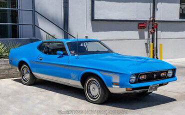 Ford-Mustang-1972-2