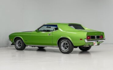 Ford-Mustang-1972-3