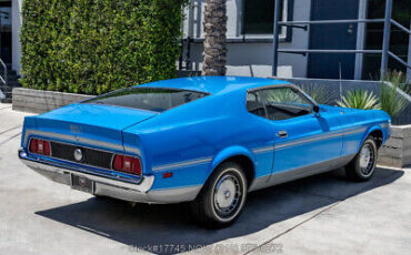 Ford-Mustang-1972-4