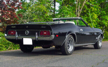 Ford-Mustang-1972-7