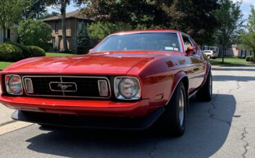 Ford-Mustang-1973-2