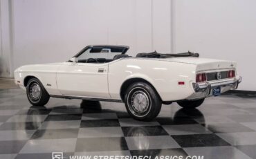 Ford-Mustang-1973-8