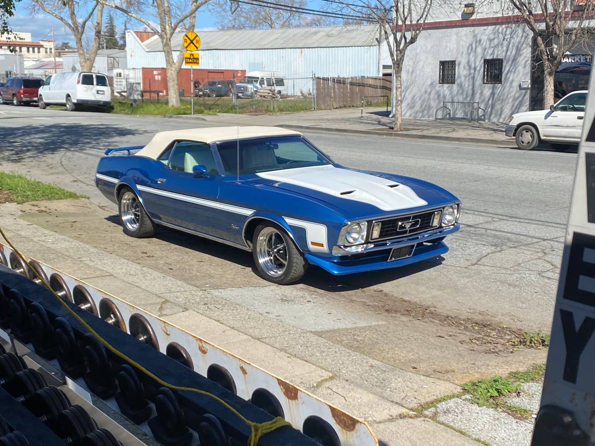 Ford-Mustang-1973-9