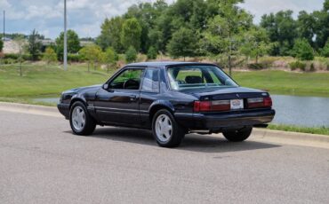 Ford-Mustang-1991-3