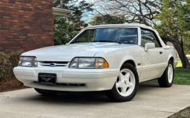 Ford-Mustang-1993-9