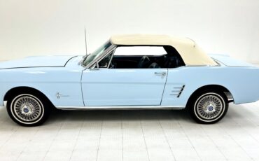 Ford-Mustang-Cabriolet-1966-2