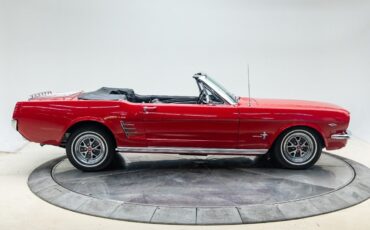 Ford-Mustang-Cabriolet-1966-2