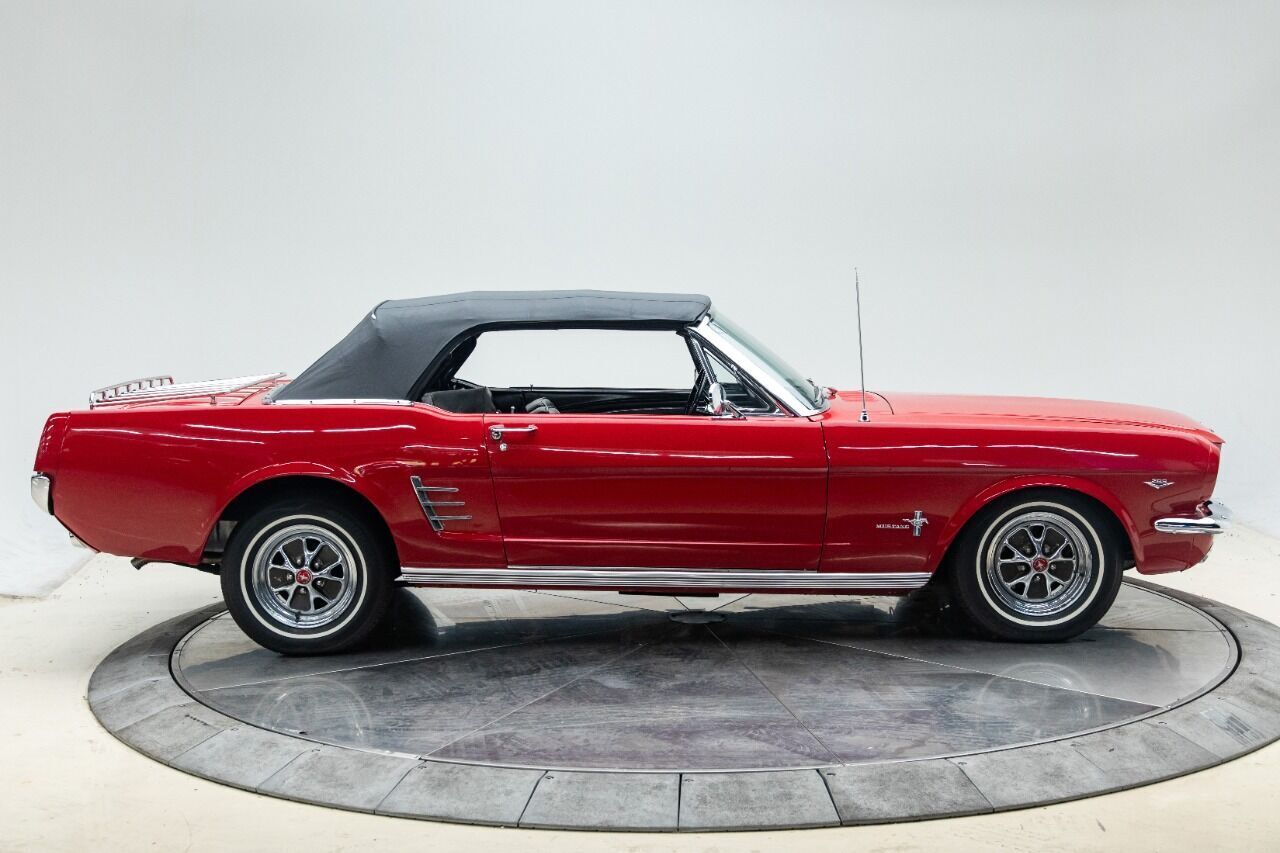 Ford-Mustang-Cabriolet-1966-4