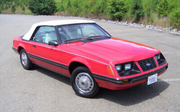 Ford-Mustang-Cabriolet-1983-15