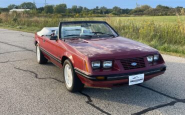 Ford-Mustang-Cabriolet-1984-16