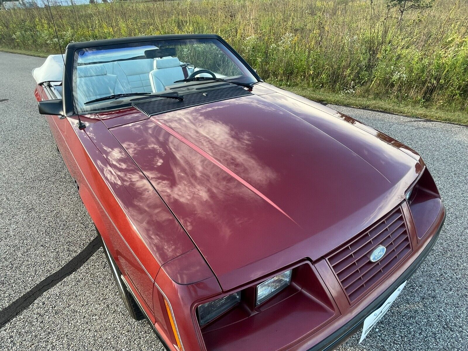 Ford-Mustang-Cabriolet-1984-21