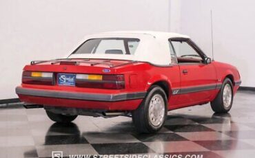 Ford-Mustang-Cabriolet-1986-11