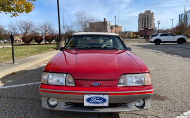 Ford-Mustang-Cabriolet-1987-1