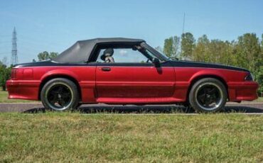 Ford-Mustang-Cabriolet-1988-3