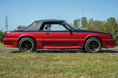 Ford-Mustang-Cabriolet-1988-3